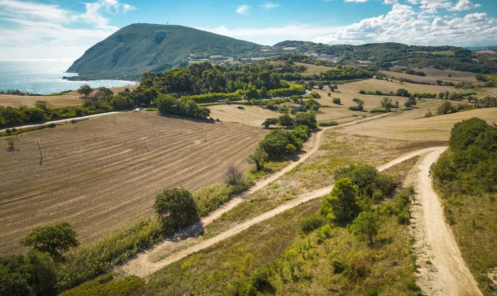 Pista ciclopedonale Conero Ancona 10km | Percorso e-bike Mazzavalle Portonovo | Parco del Conero trail
