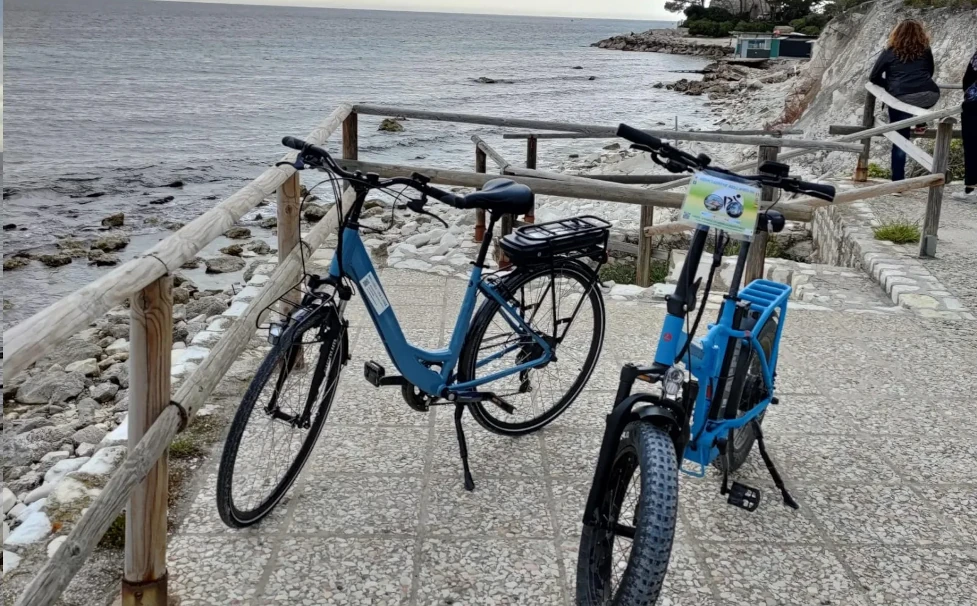 Noleggio e-bike Ancona - Parco del Conero | Biciclette elettriche | Portonovo i gradoni